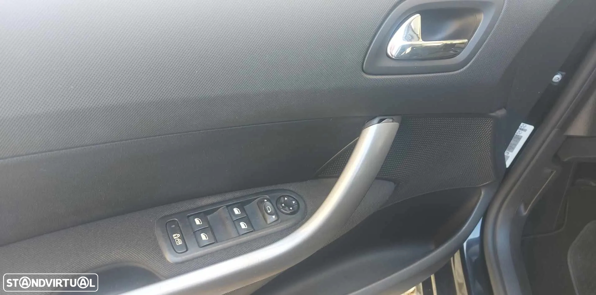 Peugeot 308 SW 1.6 HDi Executive - 12