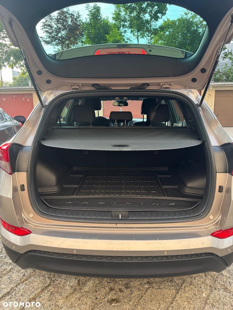 Hyundai Tucson 1.7 CRDI BlueDrive GO 2WD DCT - 39