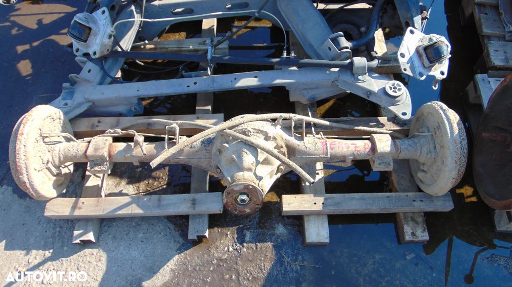 Punte spate Daihatsu Feroza an 1990 - 1