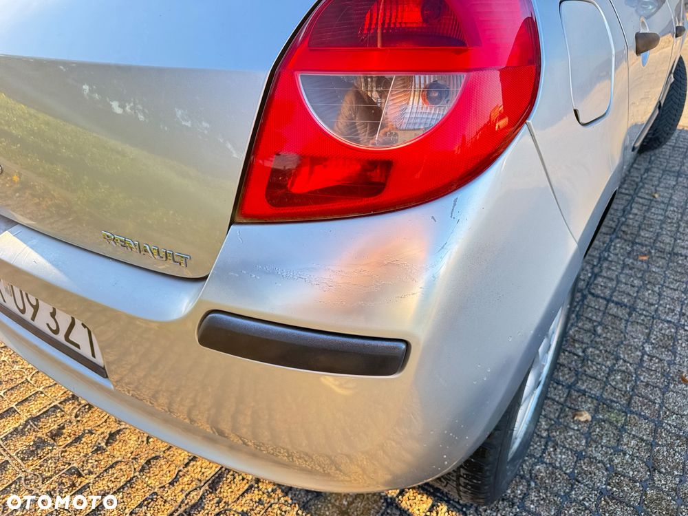 Renault Clio 1.5 dCi Authentique - 7