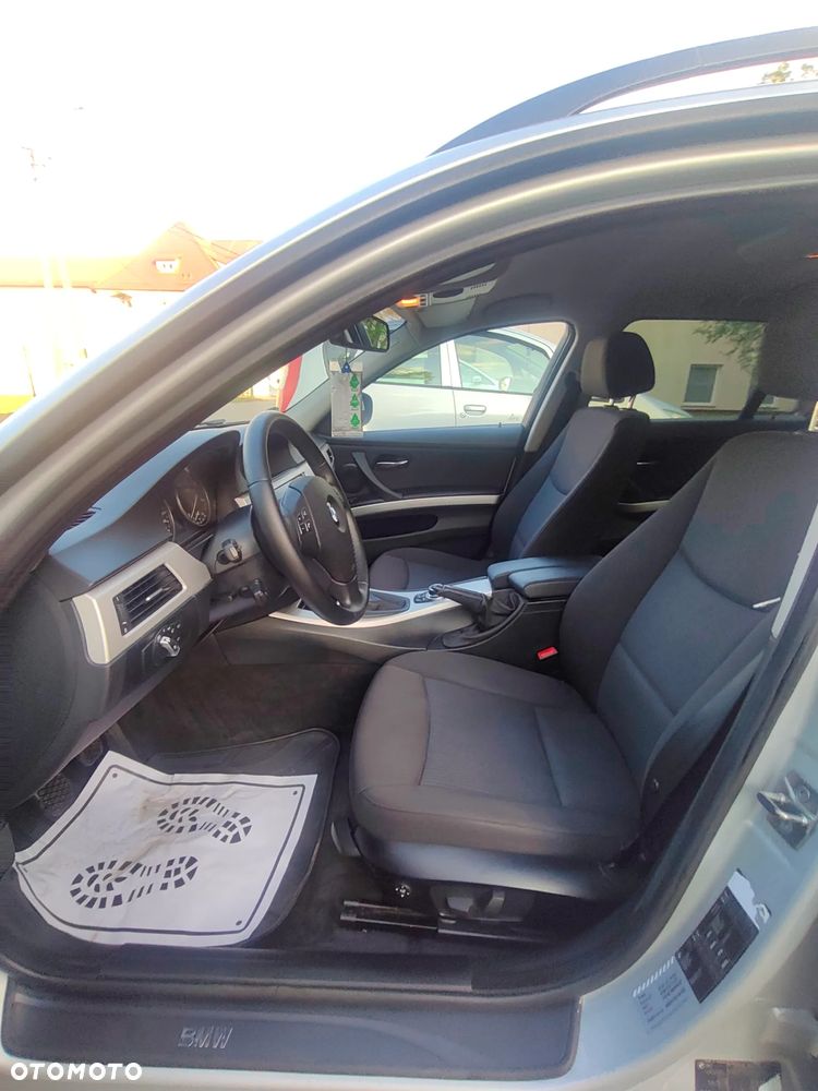 BMW Seria 3 - 8