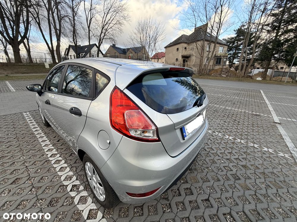 Ford Fiesta 1.25 Ambiente - 9