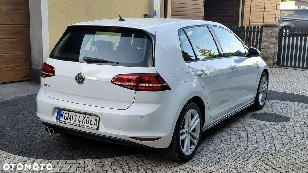 Volkswagen Golf - 7