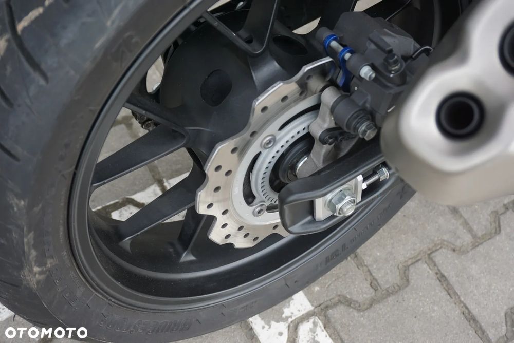 Honda CB - 6