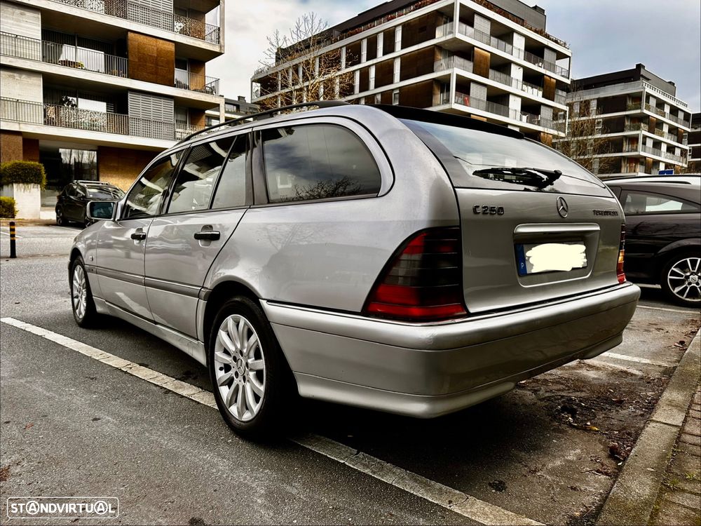 Mercedes-Benz C 250 - 9