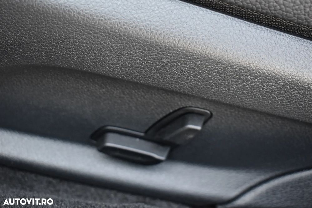 Mercedes-Benz C 180 9G-TRONIC AMG Line - 22