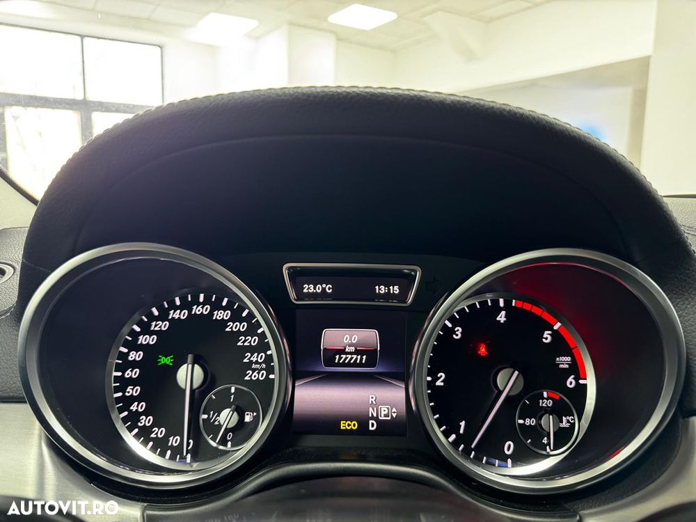 Mercedes-Benz ML 350 BlueTEC 4MATIC 7G-TRONIC - 7