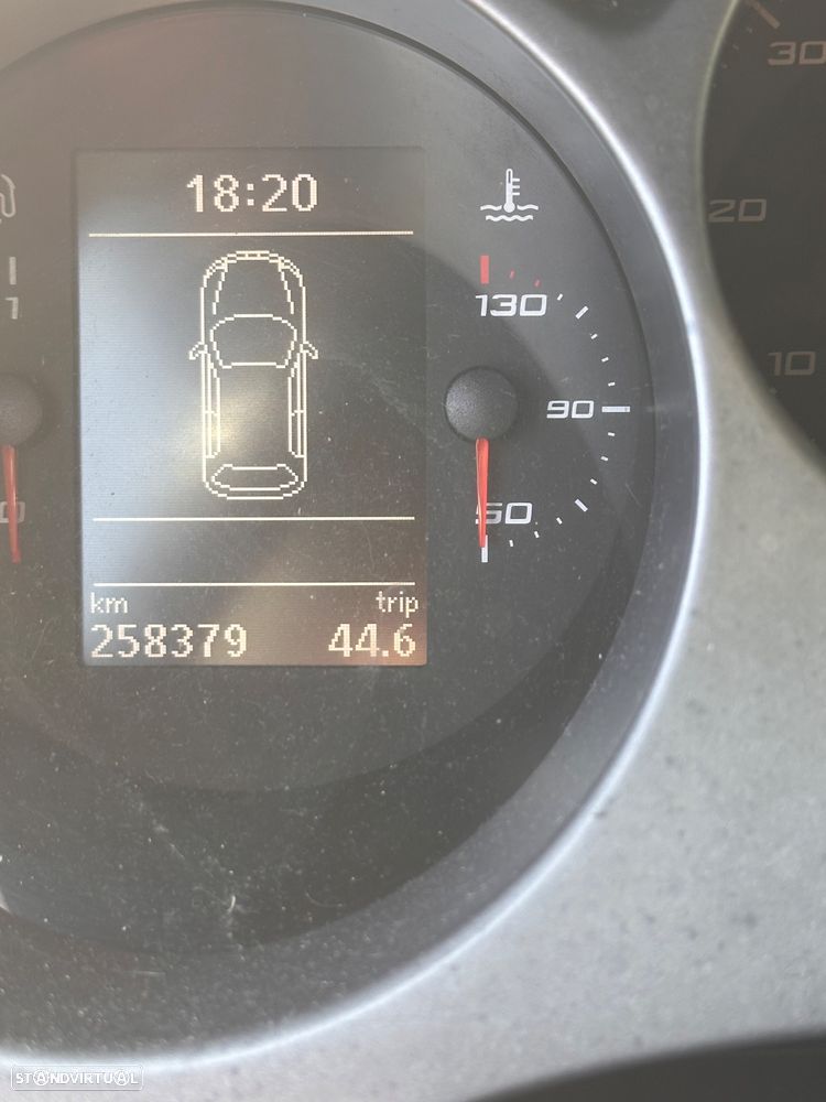 SEAT Altea 1.6 TDI Sport DSG DPF - 16