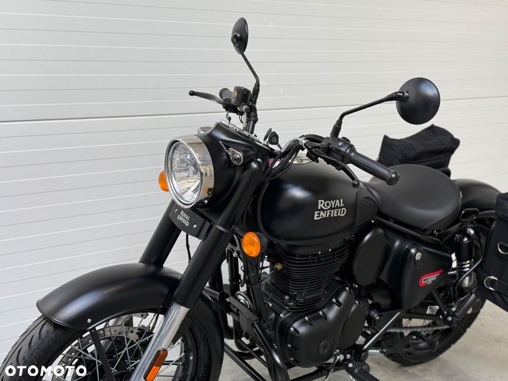 Royal Enfield Classic - 21