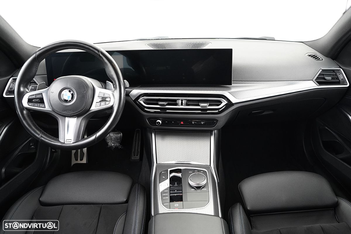 BMW 320 d Touring Pack Desportivo M Auto - 12