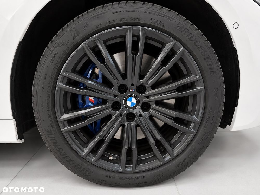 BMW Seria 3 330e xDrive M Sport sport - 23
