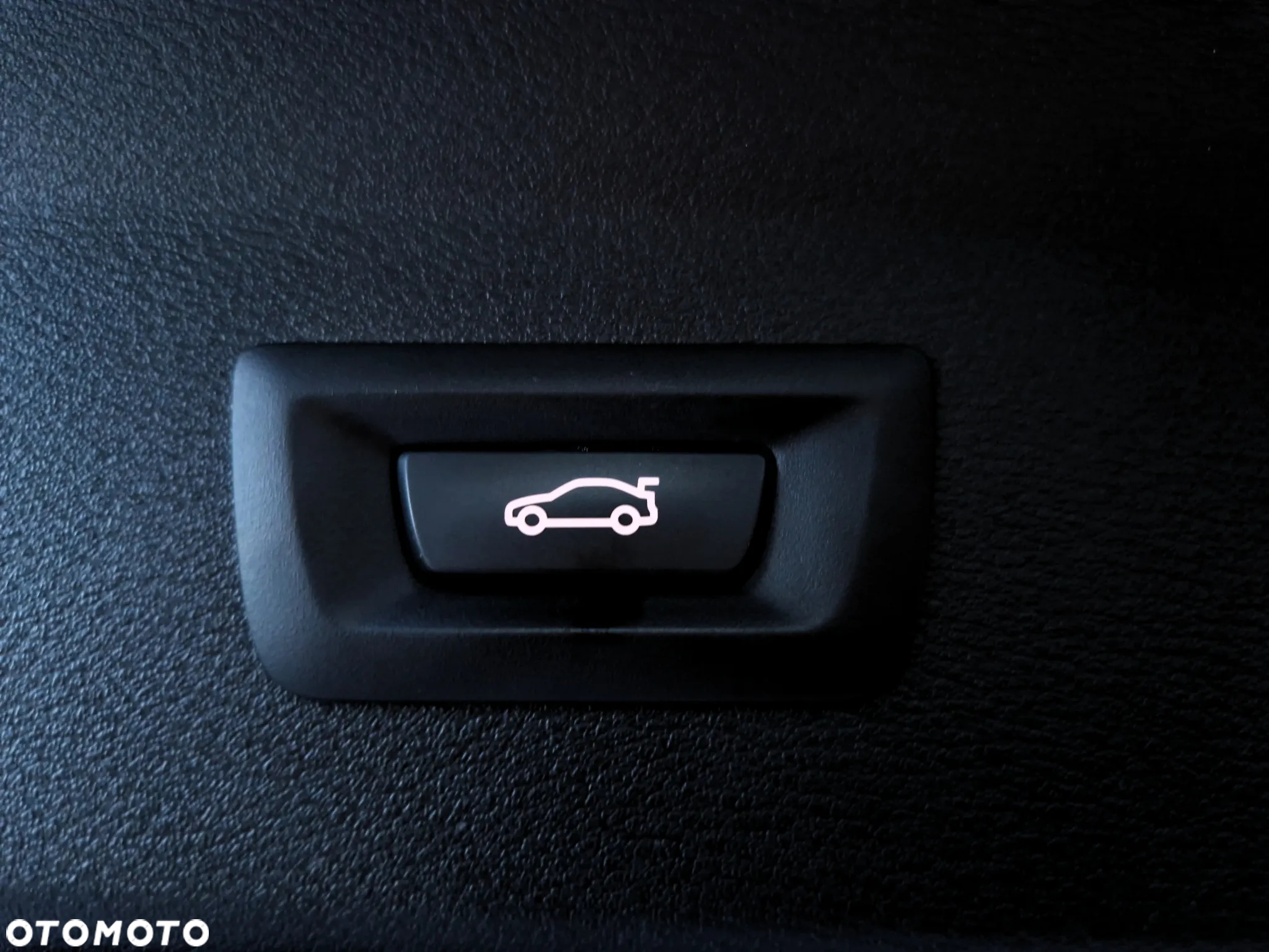 BMW X1 sDrive18i Advantage - 21