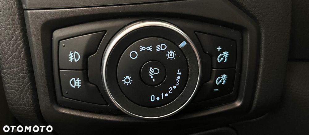 Ford Focus 1.6 TDCi DPF Start-Stopp-System Titanium - 19