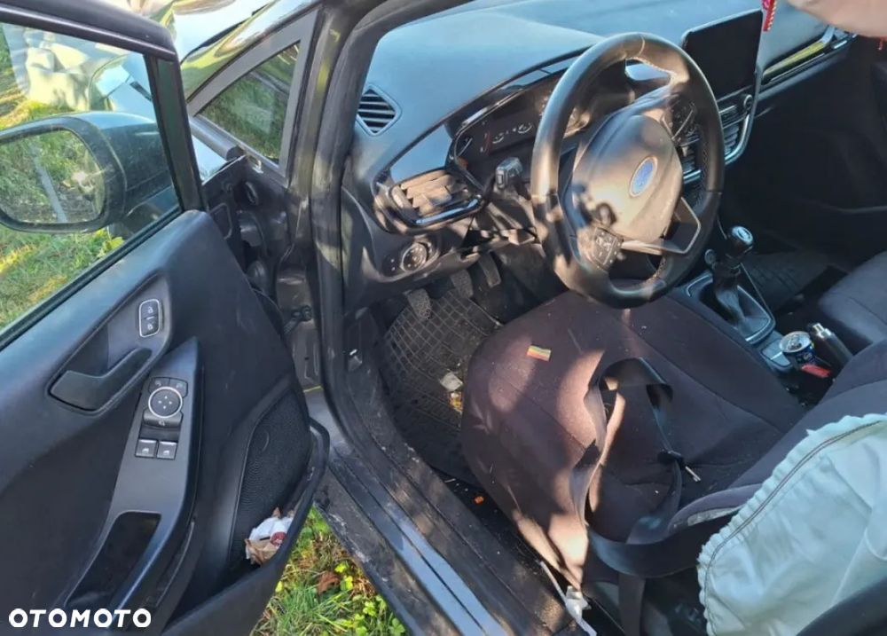 Ford Fiesta 1.1 Connected ASS - 4