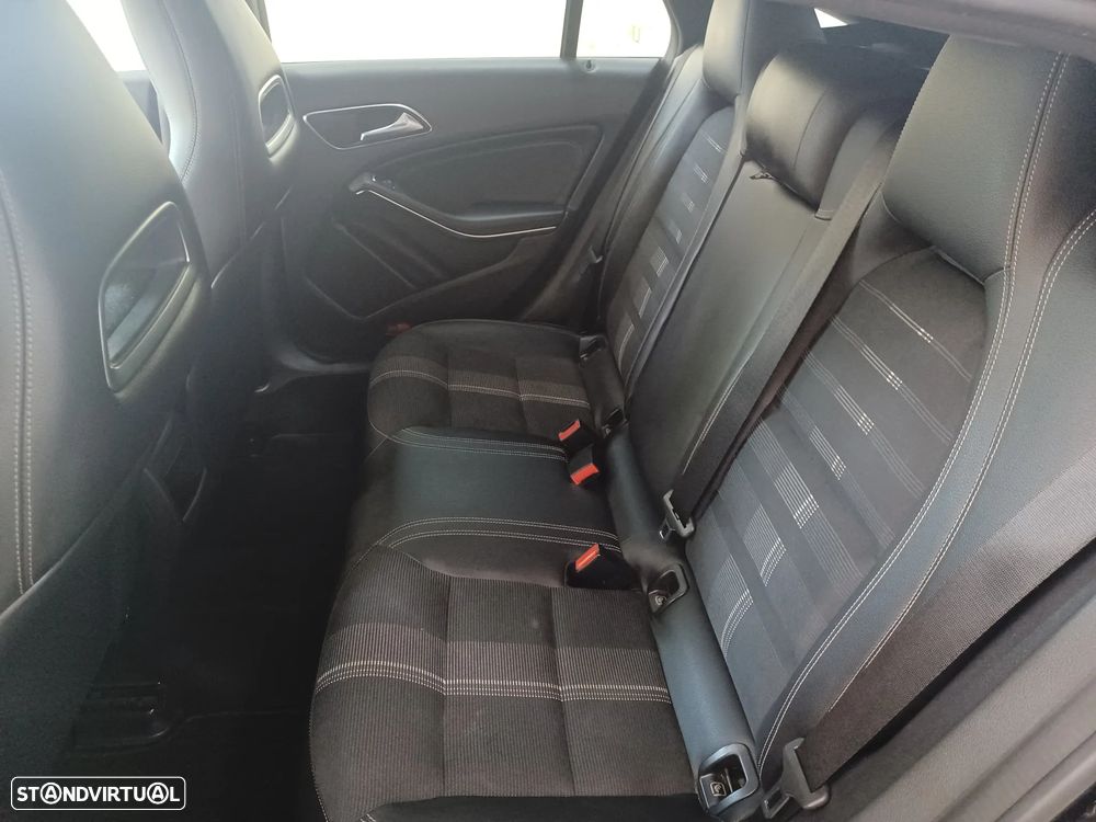 Mercedes-Benz CLA 180 d Shooting Brake Urban - 20