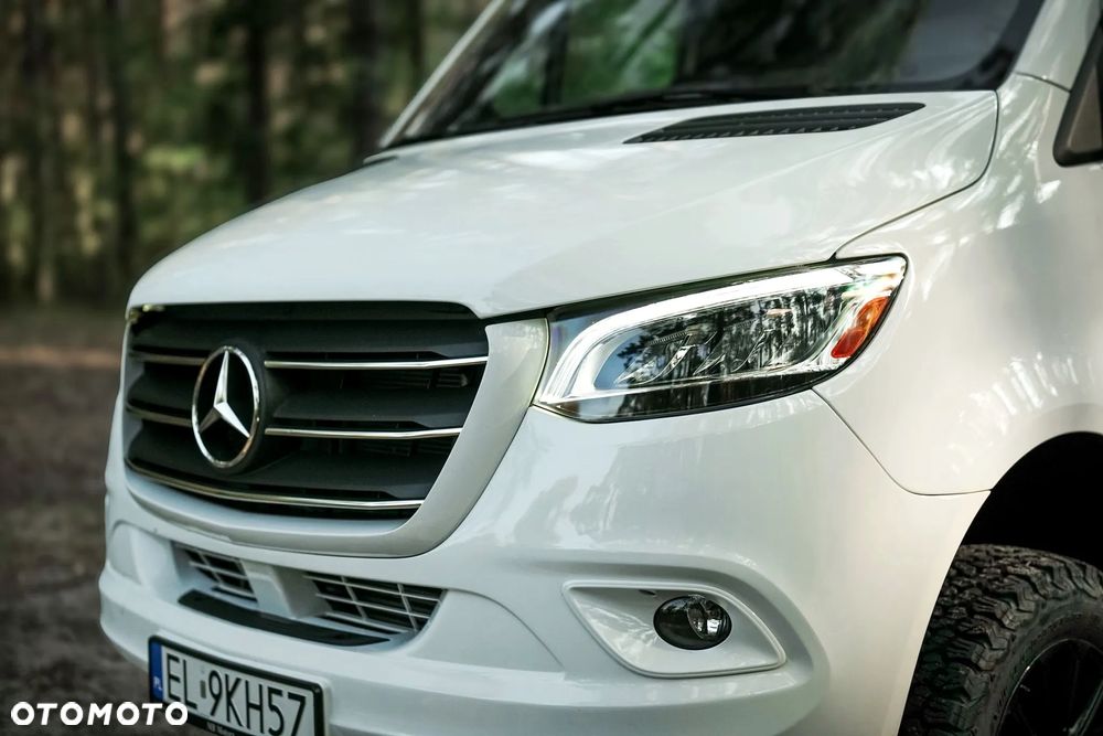 Mercedes-Benz Sprinter - 4