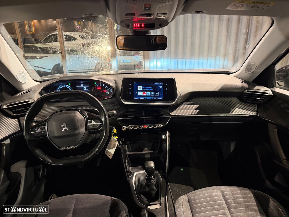 Peugeot 2008 1.5 BlueHDi Style - 21