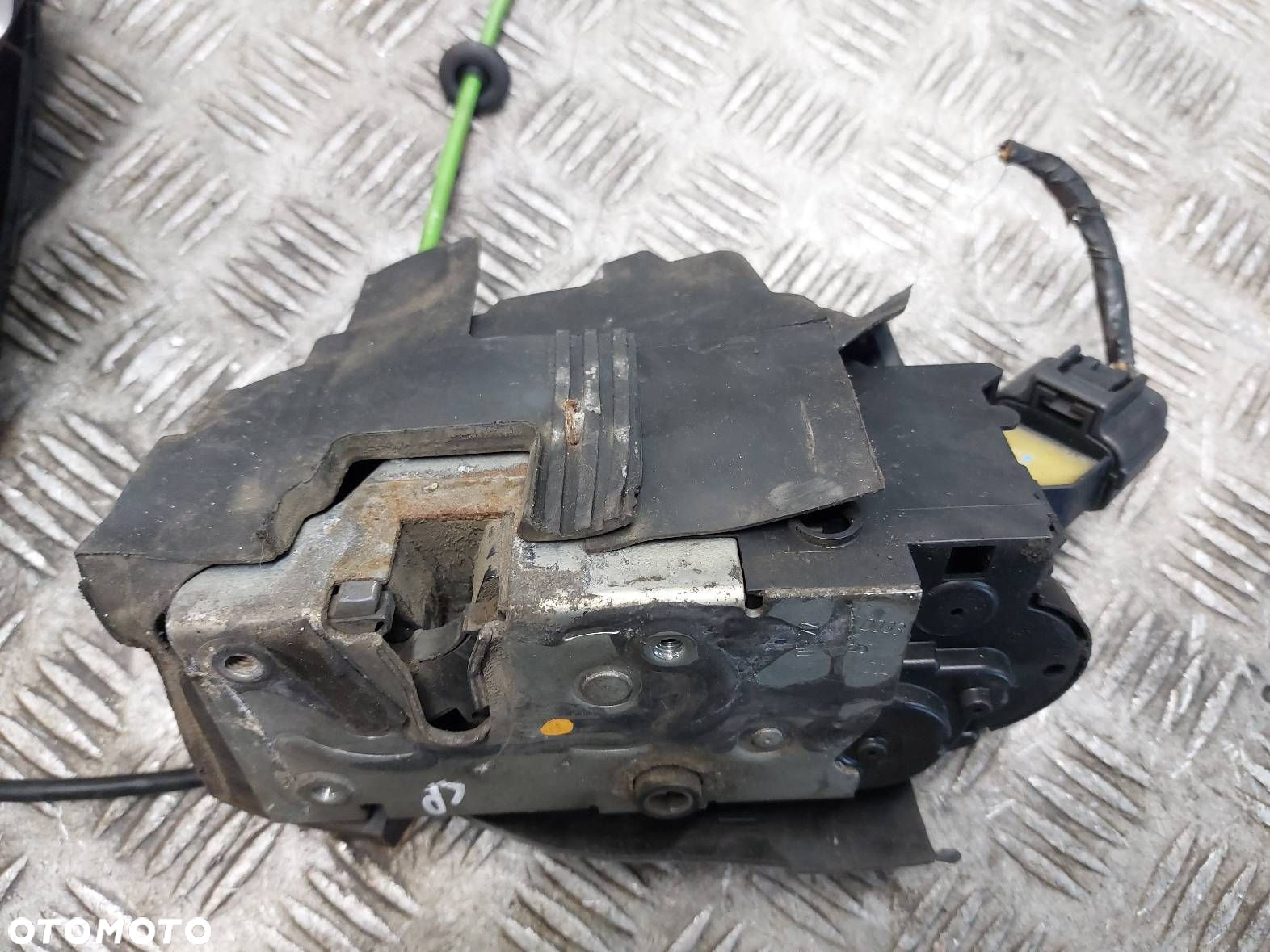 ZAMEK DRZWI LEWY PRZÓD + KLAMKA ZEWNĘTRZNA FIAT CROMA II 51708421A - 7