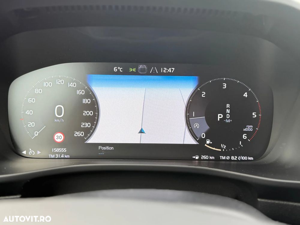 Volvo XC 40 D4 AWD Geartronic Momentum - 26