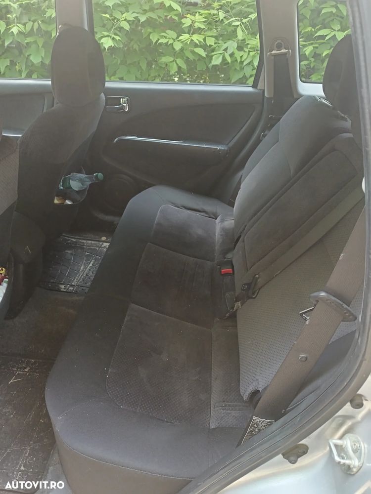 Mitsubishi Outlander 2.0 Comfort 4x4 - 3