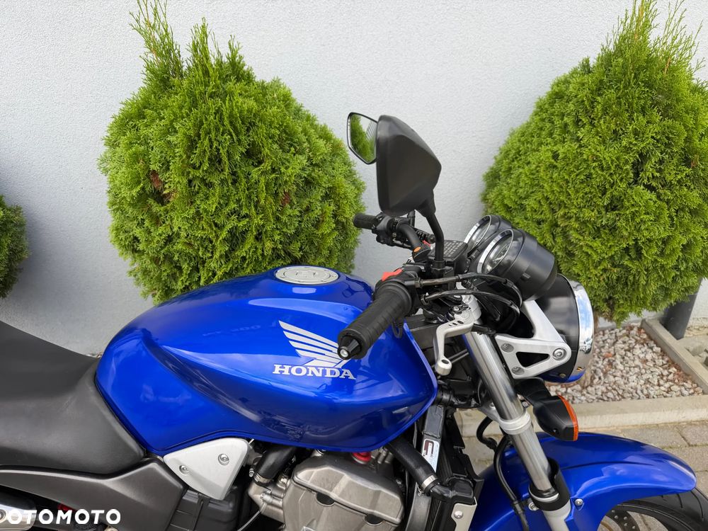 Honda Hornet - 24