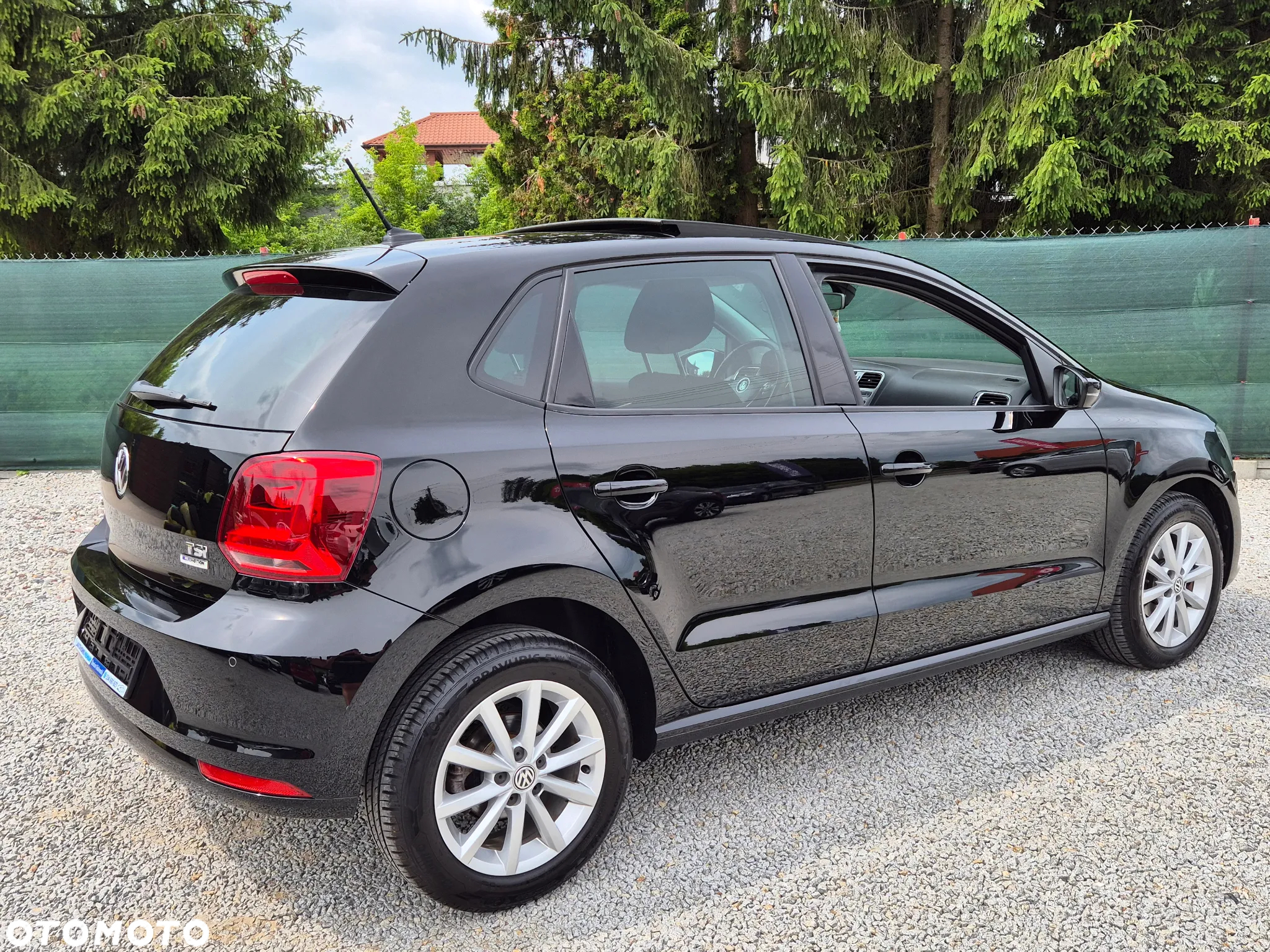 Volkswagen Polo 1.2 TSI Blue Motion Technology DSG Lounge - 27