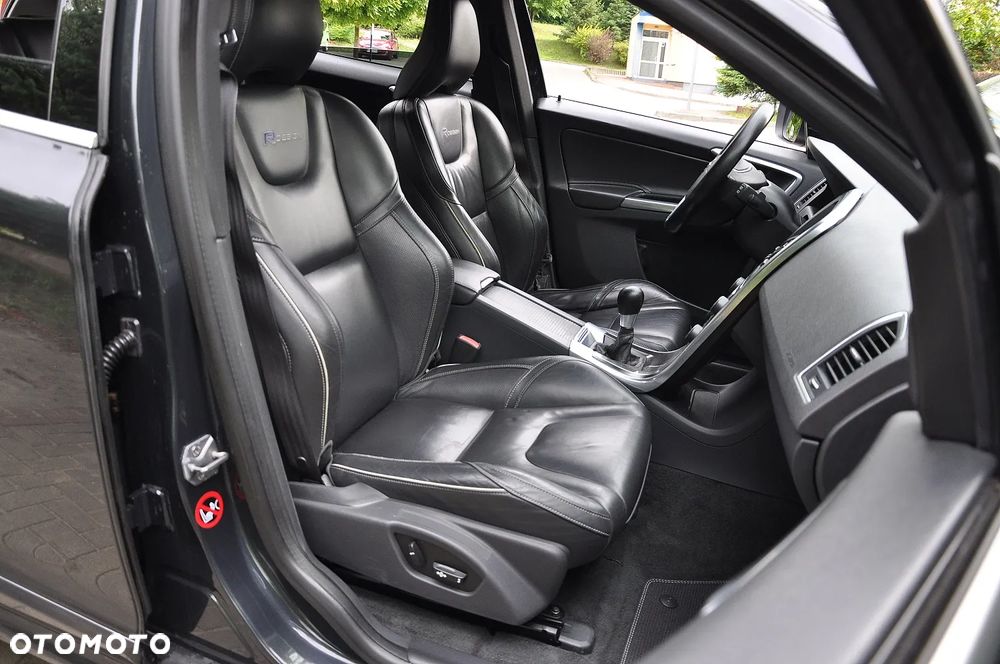 Volvo S60 D4 R-Design Summum - 23