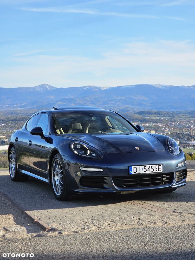 Porsche Panamera - 8