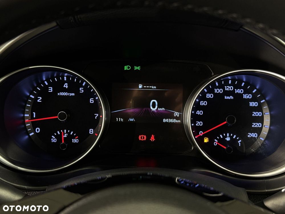 Kia Ceed - 13