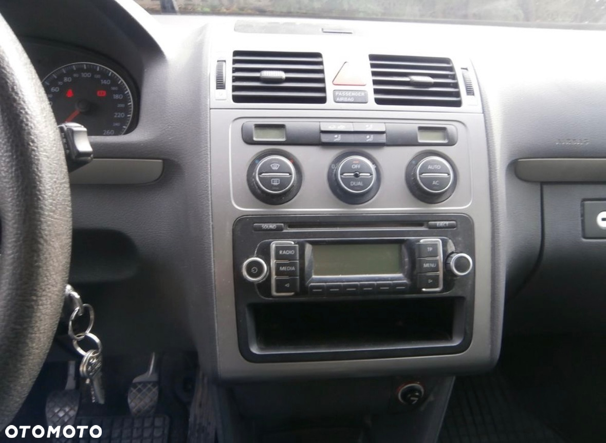 Volkswagen Touran 2.0 TDI DPF Comfortline - 7