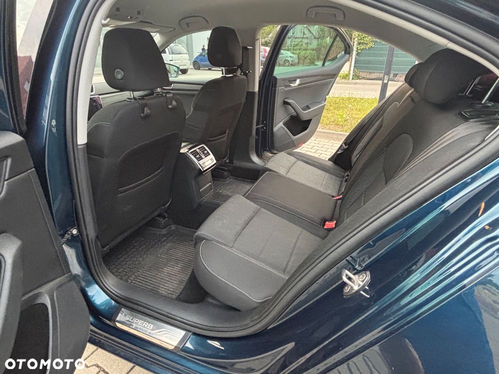 Skoda Superb 1.4 TSI ACT Ambition - 8