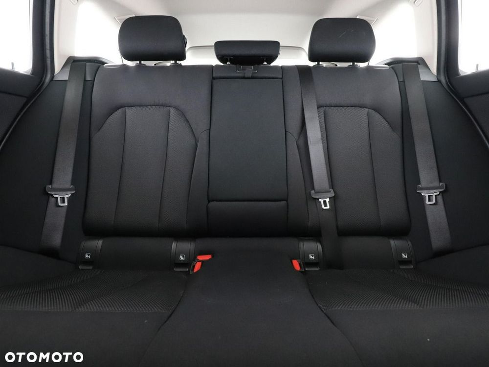 BMW Seria 3 320d MHEV Advantage - 19