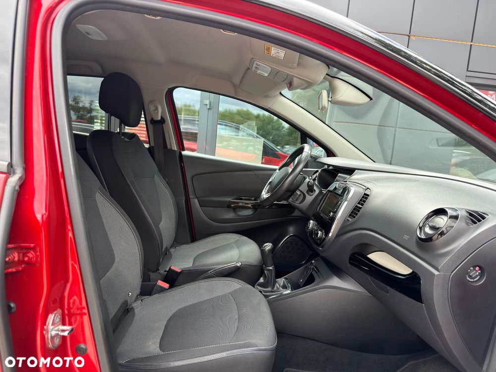 Renault Captur 0.9 Energy TCe Helly Hansen - 26