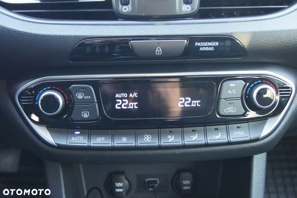 Hyundai i30 1.6 D Comfort - 15