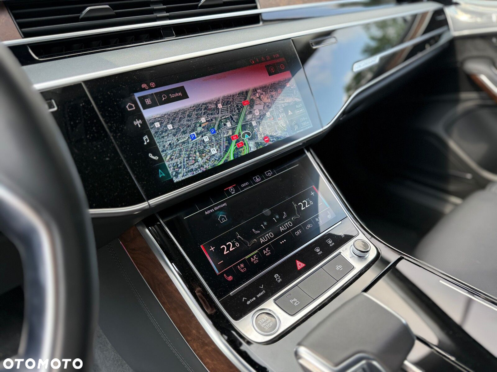 Audi A8 - 30