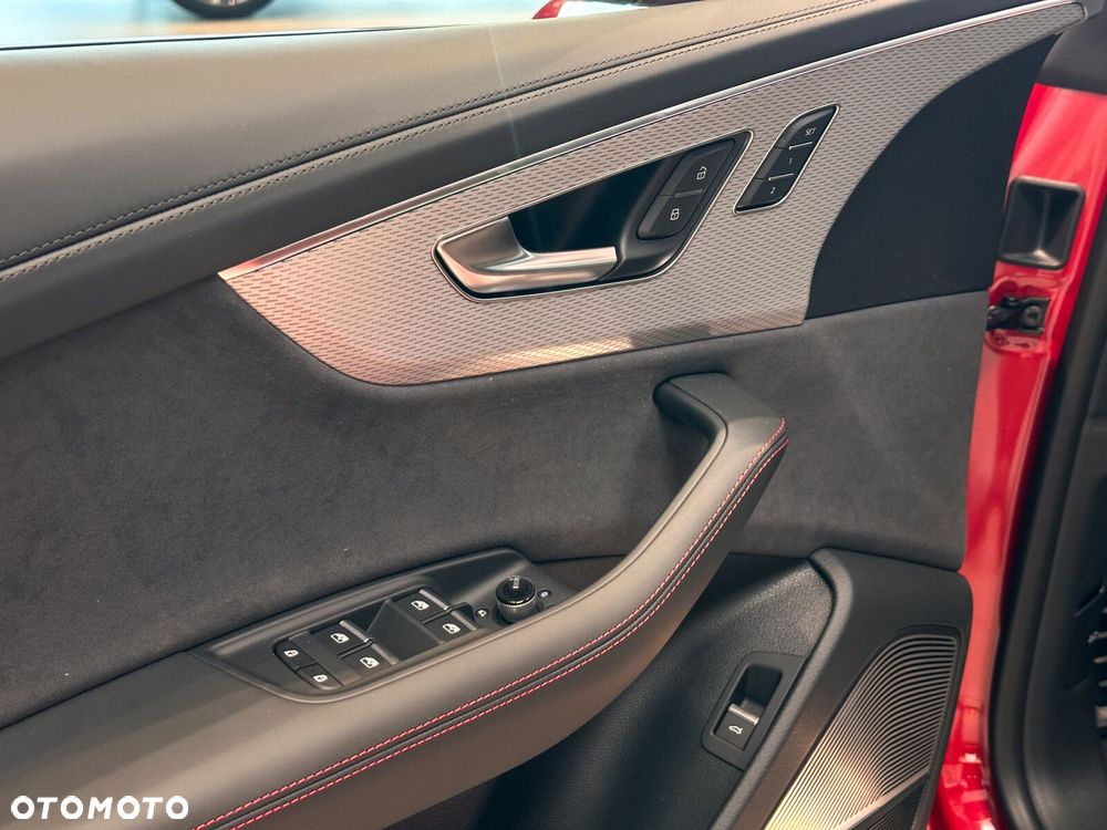 Audi SQ8 - 18