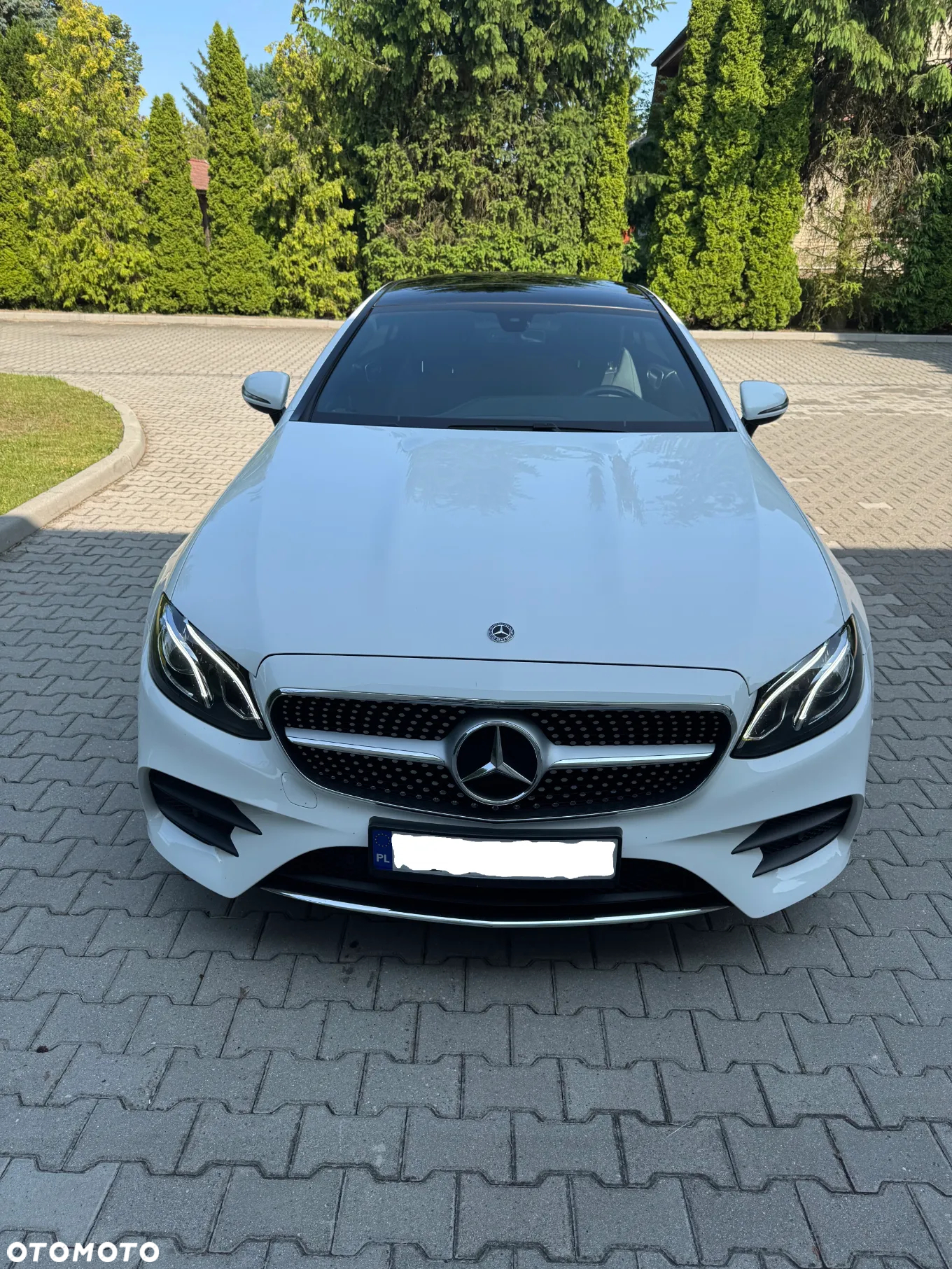 Mercedes-Benz Klasa E 220 d Coupe 9G-TRONIC - 3