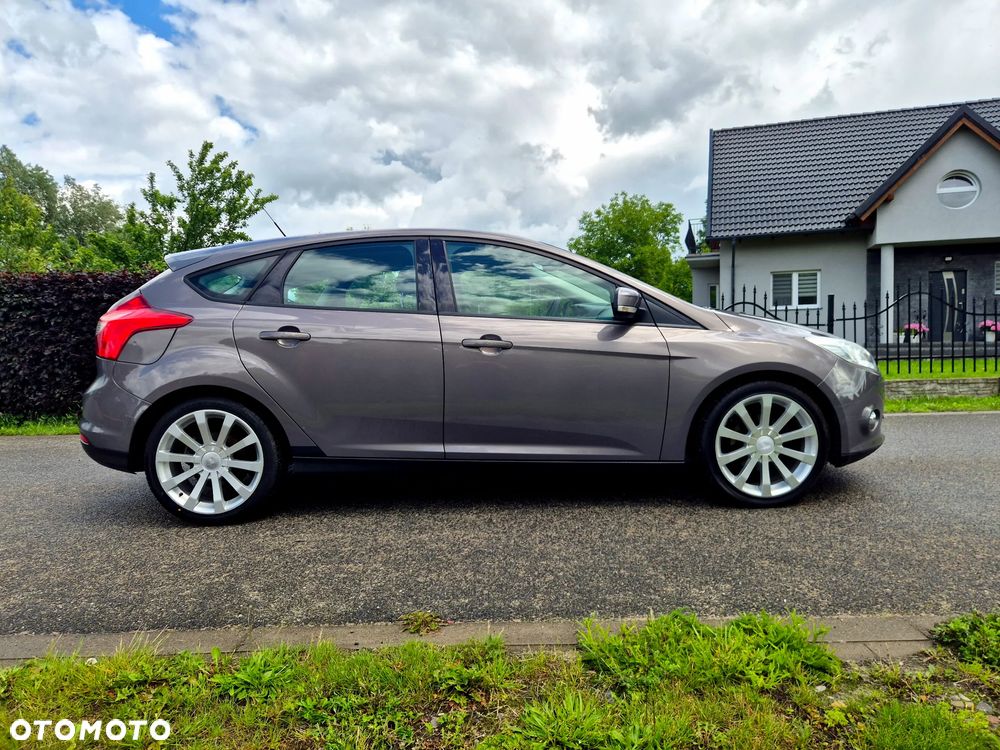 Ford Focus - 11