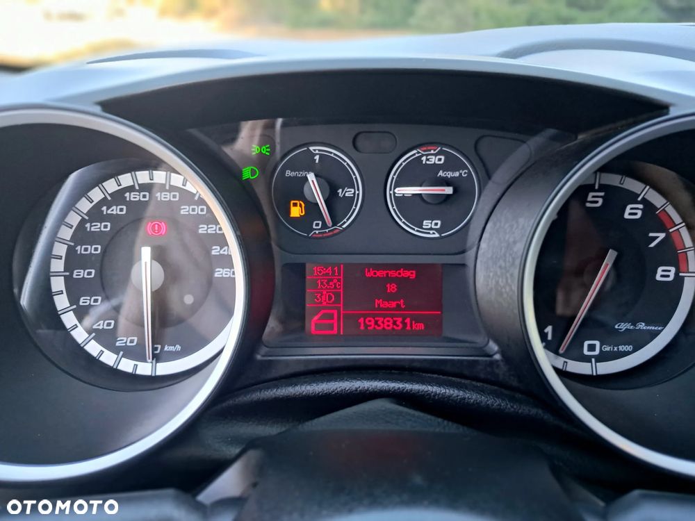 Alfa Romeo Giulietta 1.4 TB 16V Turismo - 35