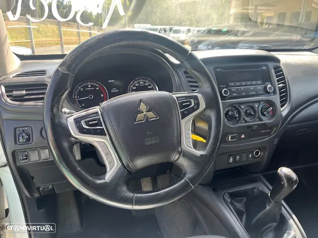 Mitsubishi L200 4x4 150cv CAB/DUPLA - 9