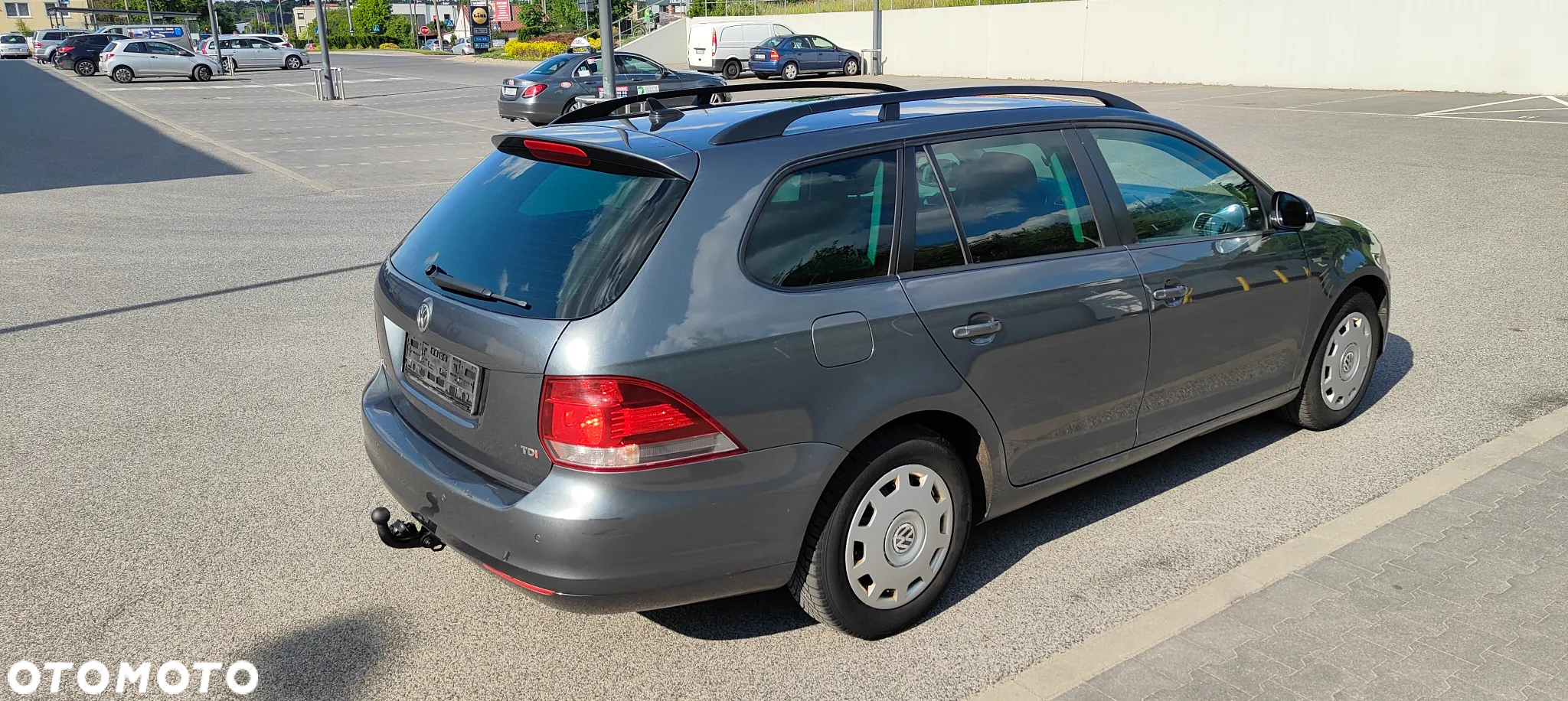Volkswagen Golf Variant 1.6 TDI DPF MATCH - 11