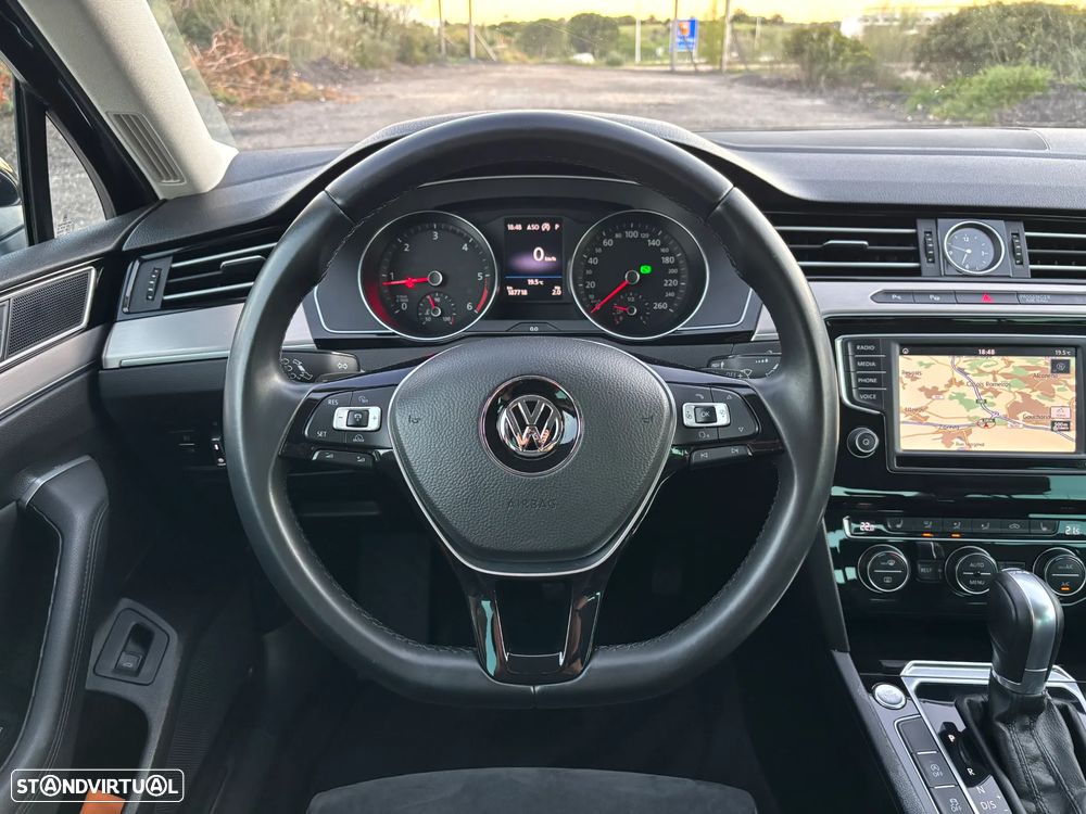VW Passat 2.0 TDI Highline DSG - 16