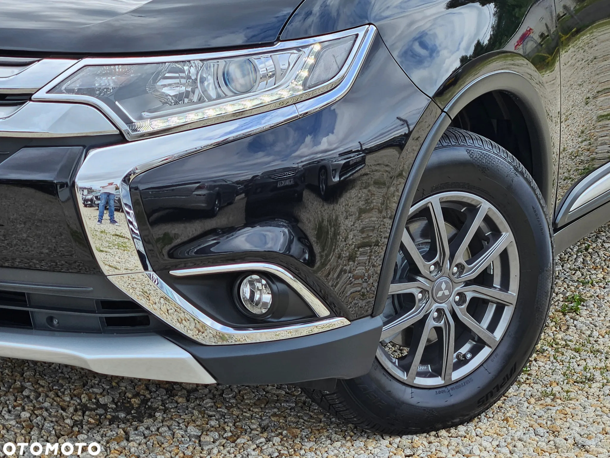 Mitsubishi Outlander 2.0 City Style 2WD - 2