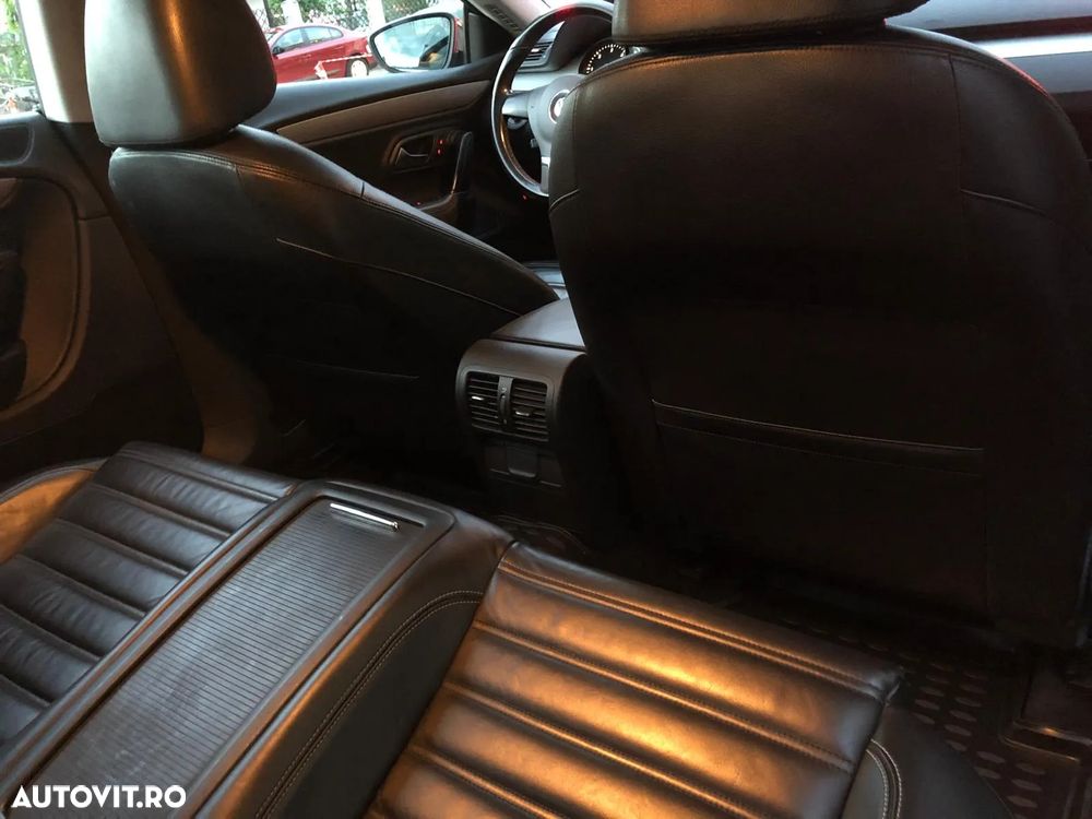 Volkswagen Passat 2.0TDI Sportline DPF - 14