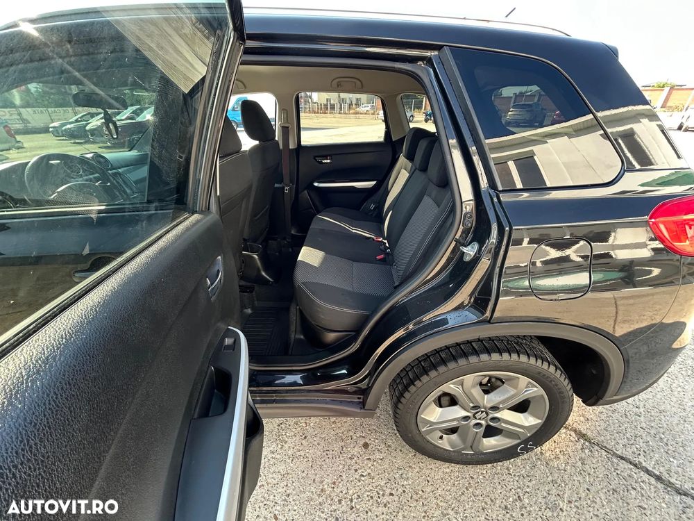 Suzuki Vitara 1.6 4X4 Spirit - 16