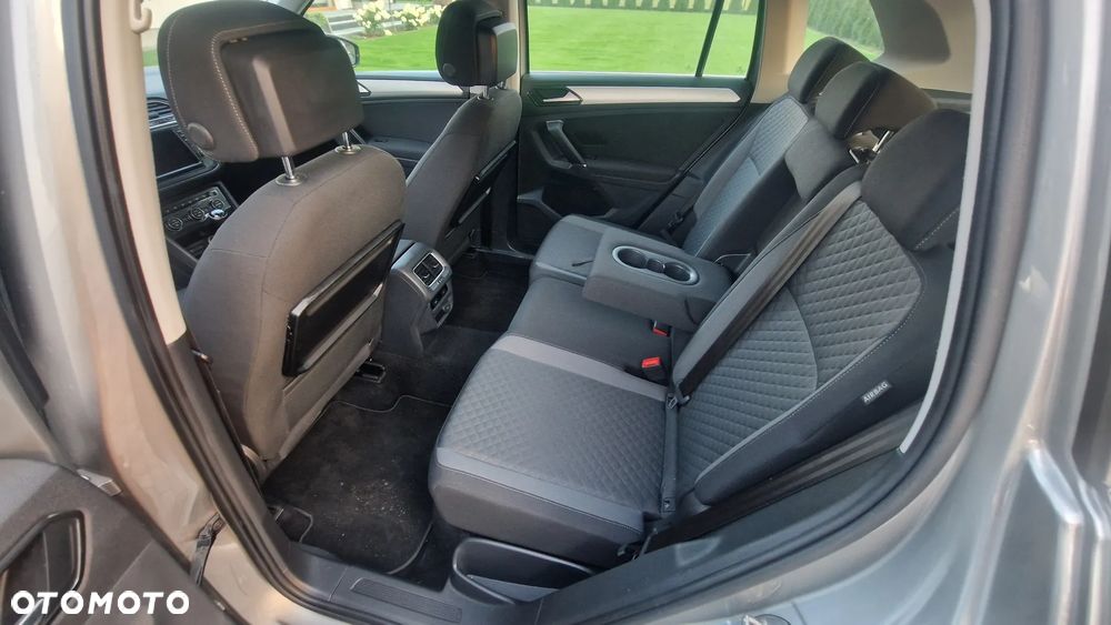 Volkswagen Tiguan - 14