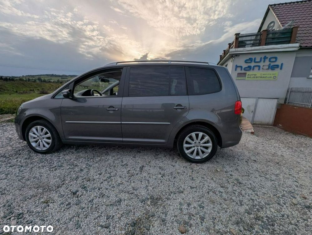 Volkswagen Touran 1.6 TDI DPF Highline - 10