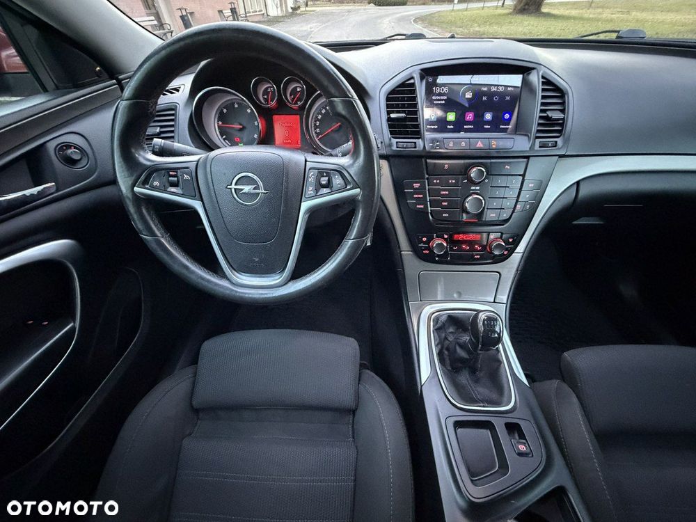 Opel Insignia - 31