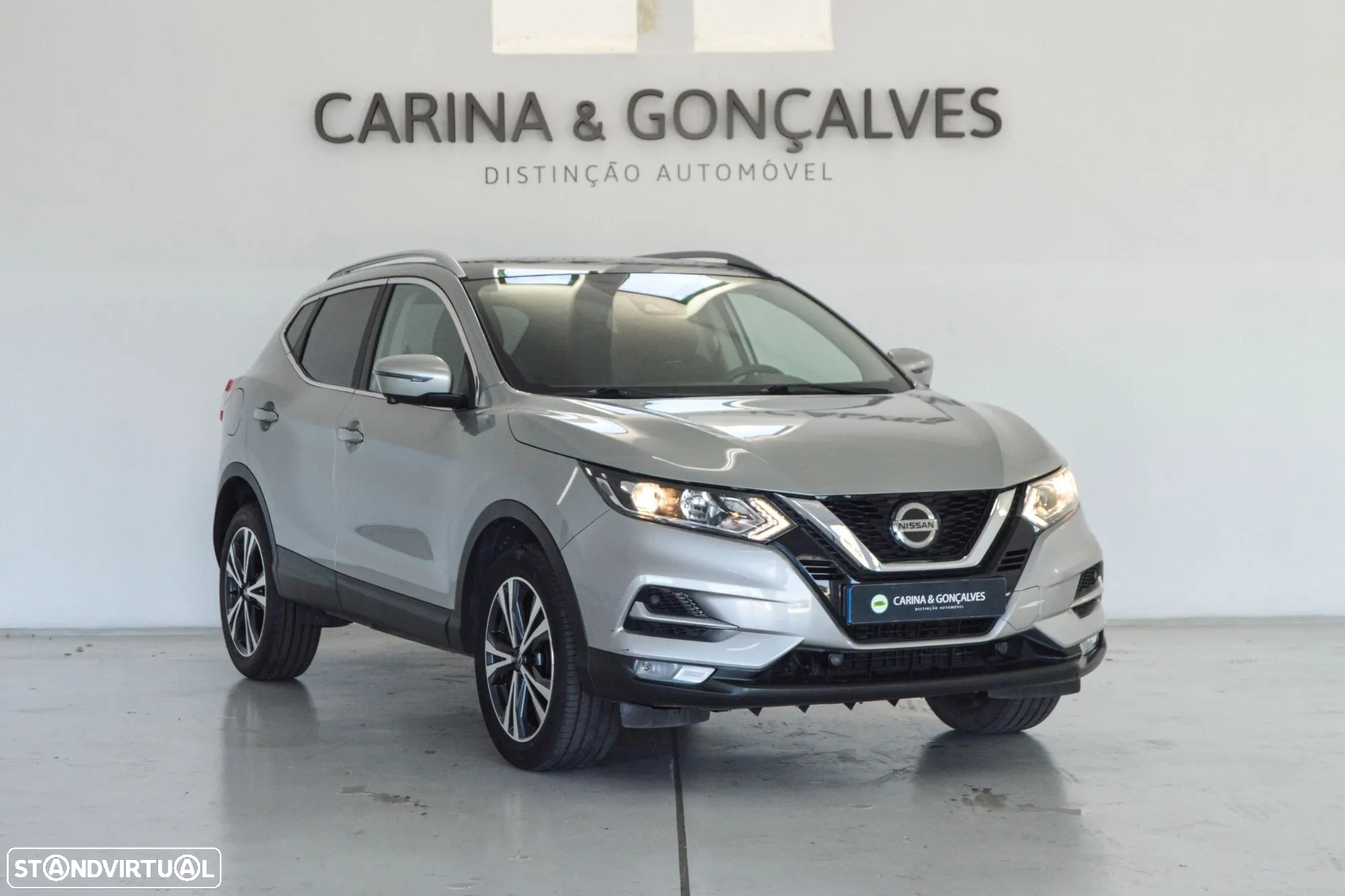 Nissan Qashqai 1.5 dCi N-Connecta J18 - 19