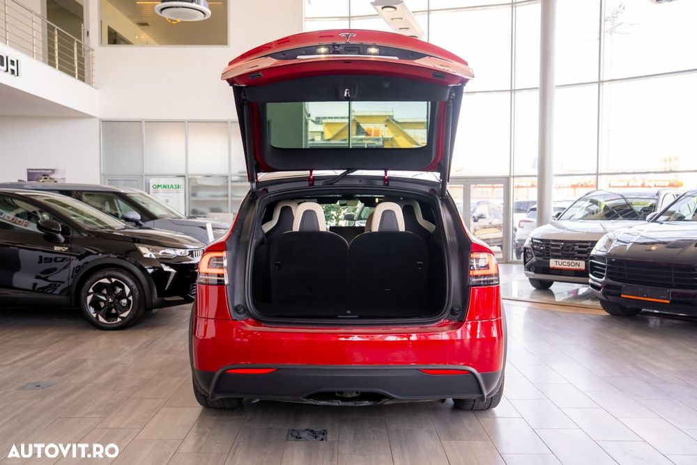 Tesla Model X Standard - 17